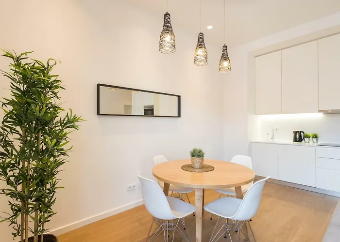 Flh Restauradores Charming